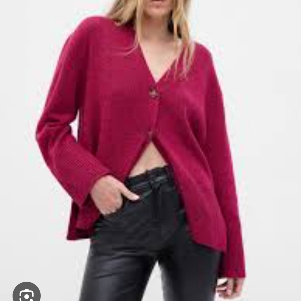GAP Women's Red Cardigan Sweater